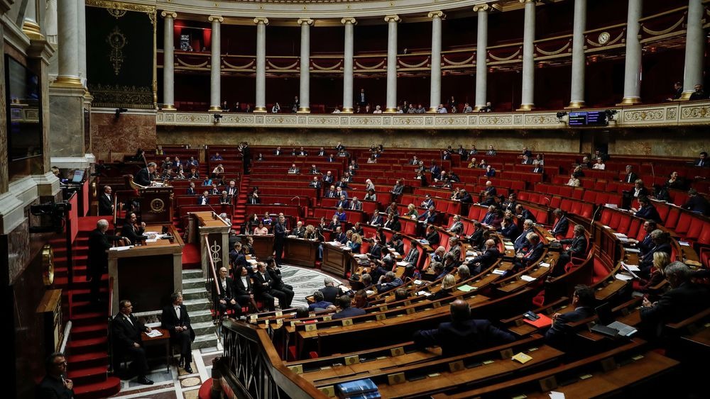 l-hemicycle-de-l-assemblee-nationale_irfm